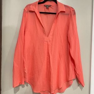 Tommy Bahama blouse top size Medium M solid orange v neck cotton long sleeve